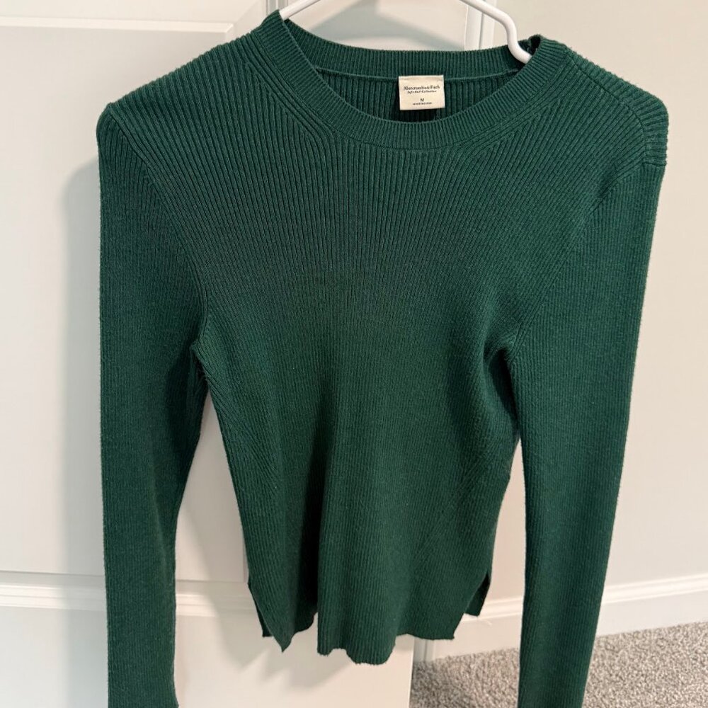 Abercrombie Green Ribbed Pullover Size Medium